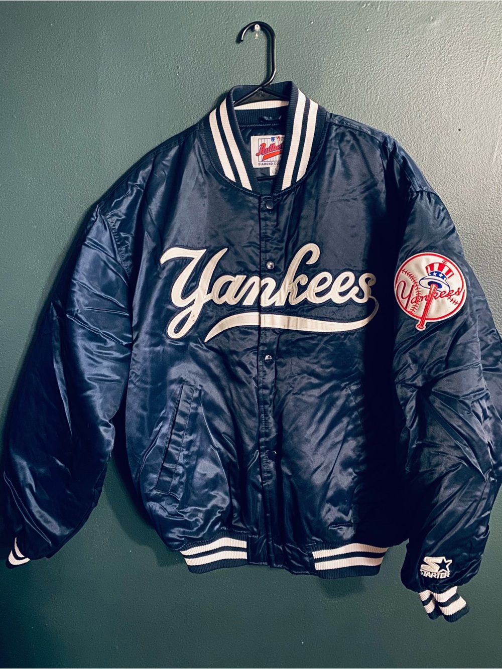 Vintage Yankees Starter Blue 90’s Bomber Satin Varsity Jacket Size Large